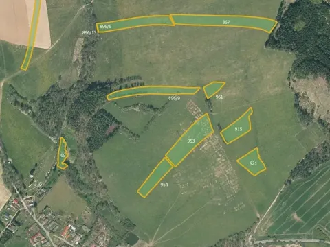 Prodej pole, Mlýny, 19394 m2