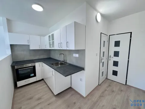 Prodej bytu 1+kk, Meziboří, B. Němcové, 35 m2