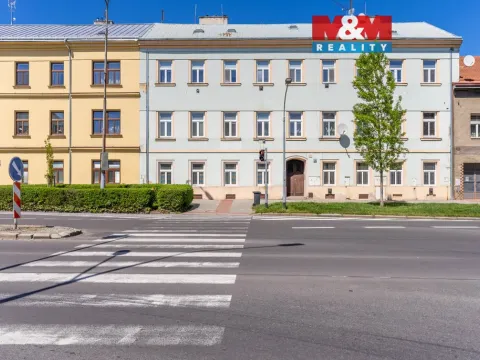 Prodej bytu 3+1, Kroměříž, Husovo náměstí, 92 m2