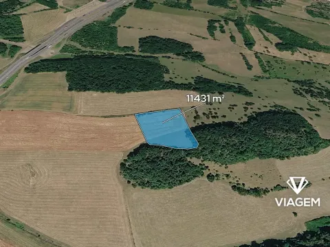 Prodej podílu pole, Prackovice nad Labem, 2286 m2