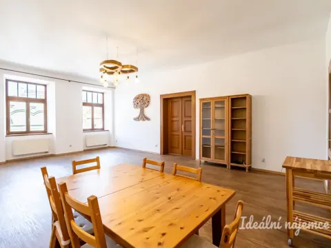 Pronájem bytu 2+1, České Budějovice - České Budějovice 1, Krajinská, 92 m2