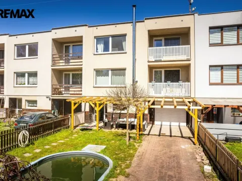 Prodej rodinného domu, Litvínovice, 180 m2