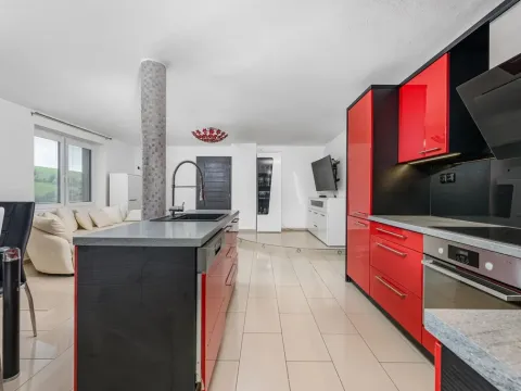 Prodej rodinného domu, Všemina, 258 m2