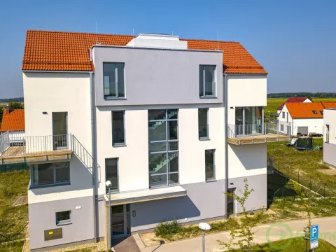 Pronájem bytu 2+kk, Opatovice nad Labem, Žákova, 78 m2