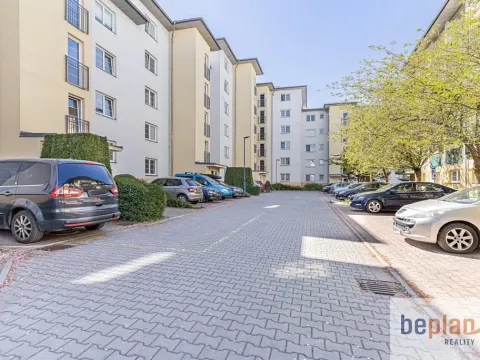 Pronájem bytu 3+kk, Benešov, Pod Lihovarem, 62 m2