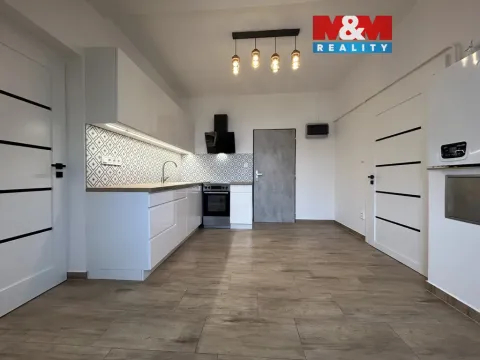 Pronájem bytu 2+1, Liberec - Liberec IV-Perštýn, Felberova, 50 m2