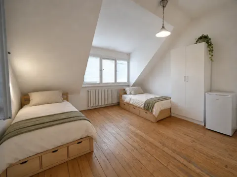 Pronájem - jiné, Praha - Hlubočepy, Filmařská, 18 m2
