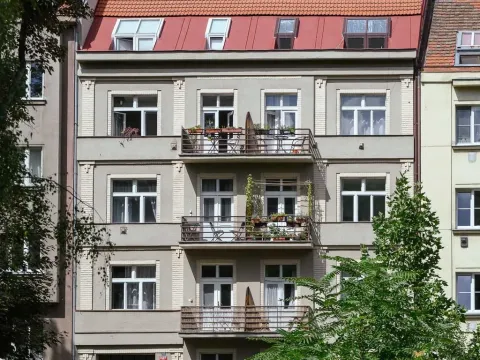 Pronájem bytu 1+kk, Praha - Nusle, Jaurisova, 30 m2
