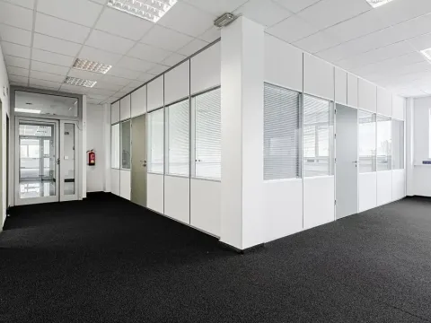 Pronájem kanceláře, Praha - Letňany, Veselská, 225 m2