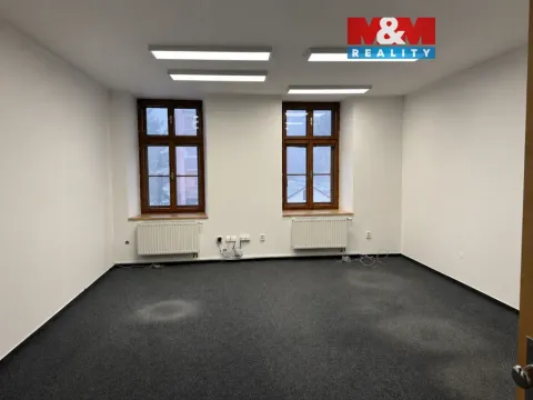 Pronájem kanceláře, Vítkov, náměstí Jana Zajíce, 30 m2