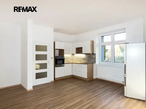 Pronájem bytu 1+kk, Ústí nad Labem, náměstí Prokopa Velikého, 25 m2