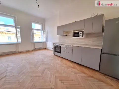 Pronájem bytu 3+kk, Praha, Chodská, 82 m2