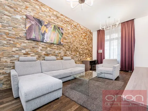 Prodej bytu 2+1, Praha - Staré Město, Křižovnická, 71 m2