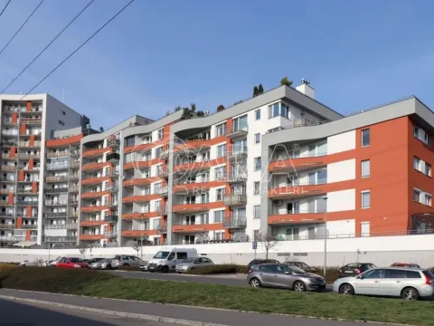 Pronájem bytu 2+kk, Praha - Hloubětín, Nademlejnská, 41 m2