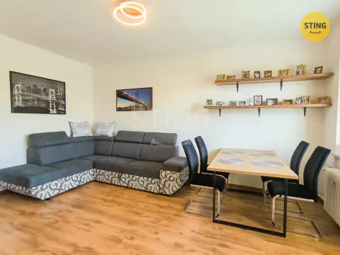 Prodej bytu 2+1, Karviná, tř. Těreškovové, 56 m2
