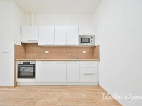 Pronájem bytu 2+kk, Brno - Královo Pole, Poděbradova, 45 m2