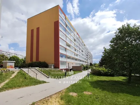 Pronájem bytu 3+1, Praha - Horní Měcholupy, Livornská, 73 m2