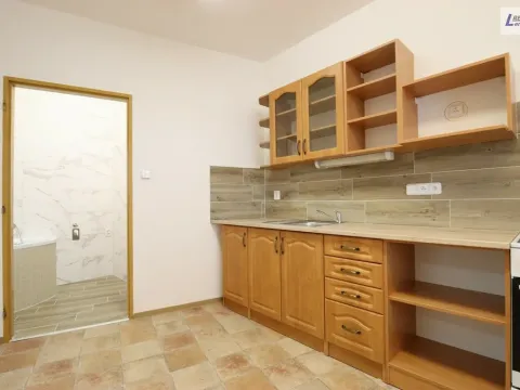 Pronájem bytu 2+1, Příbram - Příbram VI-Březové Hory, Rožmitálská, 65 m2