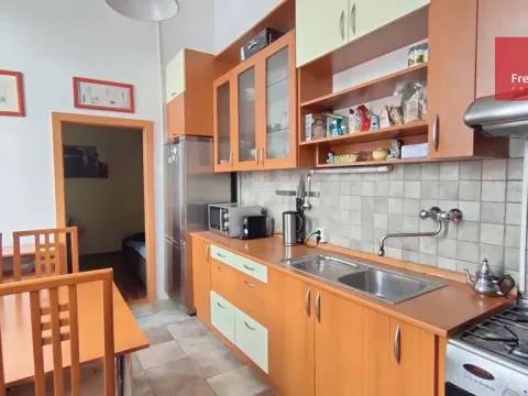 Pronájem bytu 2+1, Teplice, U Nových lázní, 70 m2