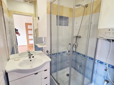 Pronájem bytu 1+kk, Praha - Nusle, Sevřená, 27 m2
