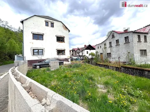 Prodej rodinného domu, Kraslice, V zátiší, 300 m2