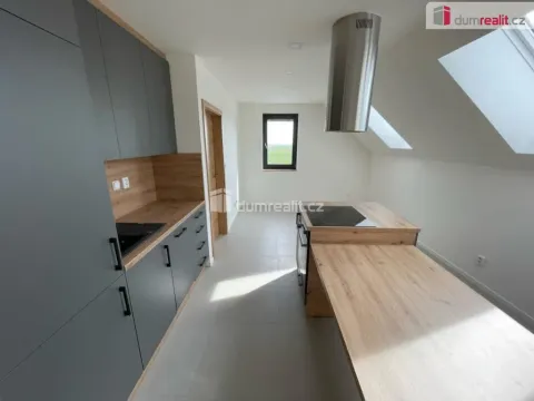 Pronájem bytu 2+kk, Nové Strašecí, Čsl. armády, 40 m2