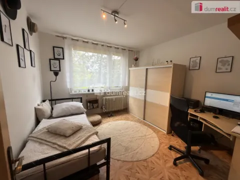 Pronájem atypického bytu, Ústí nad Labem, Karla IV., 12 m2