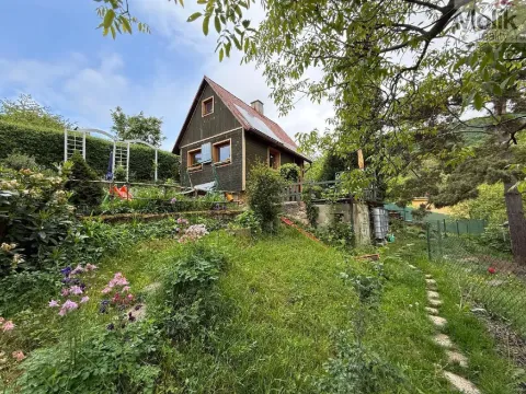 Prodej zahrady, Dolní Zálezly, 465 m2