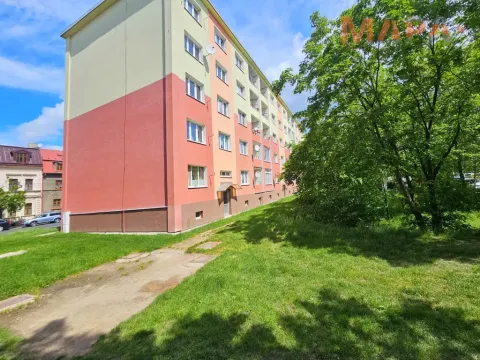 Prodej bytu 2+1, Chomutov, Beethovenova, 49 m2
