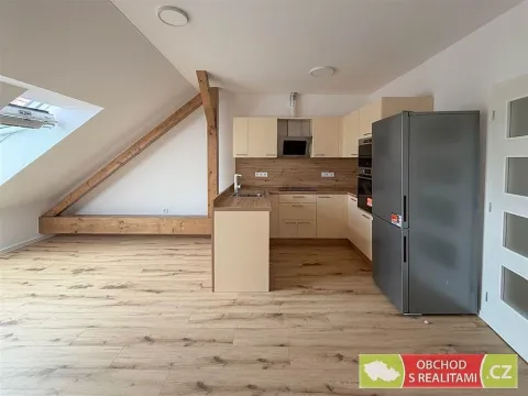 Pronájem bytu 2+kk, Heřmanův Městec, Masarykovo náměstí, 66 m2