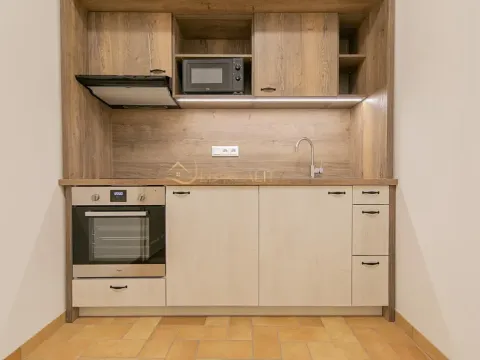 Pronájem bytu 1+1, Olomouc, Šemberova, 30 m2
