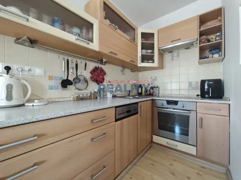 Pronájem bytu 3+1, České Budějovice - České Budějovice 7, Komenského, 77 m2