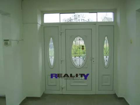 Pronájem obchodního prostoru, Podbořany, 90 m2