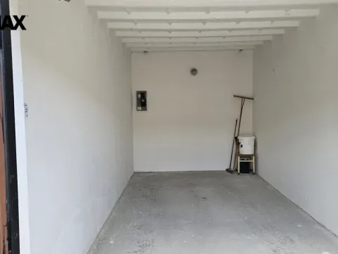 Pronájem garáže, Strakonice, 18 m2