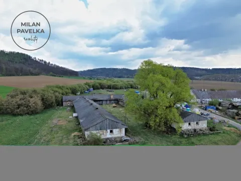 Pronájem komerční, Lomnička, 1462 m2