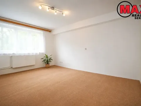 Pronájem bytu 1+1, Praha - Vršovice, K louži, 35 m2