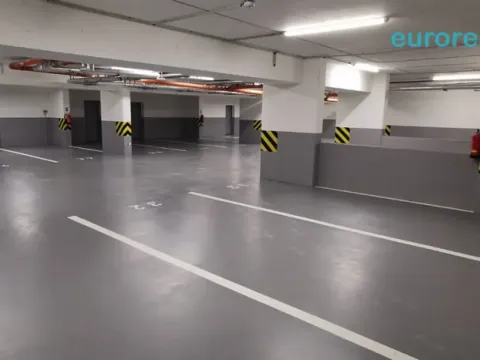 Pronájem garážového stání, Kutná Hora, Za Lidkou, 15 m2