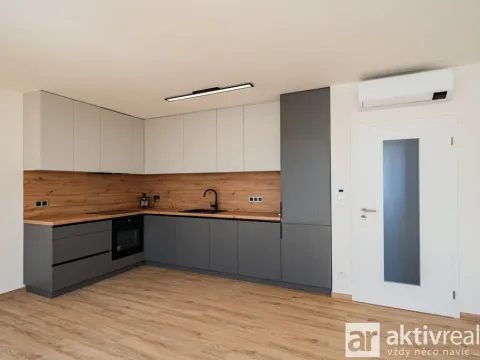 Pronájem bytu 2+kk, Ovčáry, Na Bulánce, 62 m2