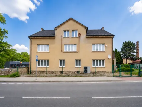 Prodej bytu 4+1, Zásmuky, Pražská, 153 m2