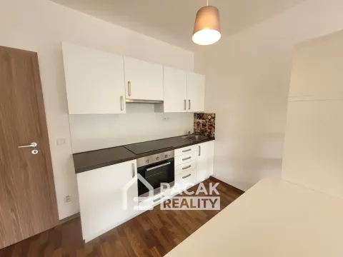 Pronájem bytu 1+kk, Olomouc - Povel, Jeremiášova, 39 m2