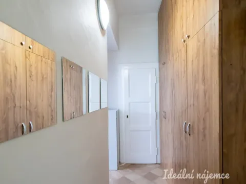 Pronájem bytu 2+kk, Praha - Vinohrady, Písecká, 48 m2