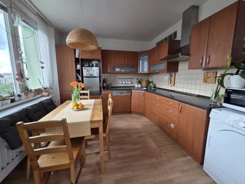 Prodej bytu 3+1, Hradec Králové - Nový Hradec Králové, Vachkova, 72 m2