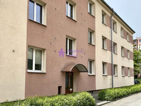 Pronájem bytu 1+kk, Olomouc, Valdenská, 30 m2