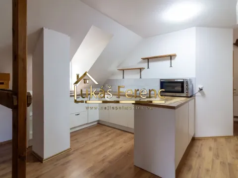 Pronájem bytu 2+kk, Klecany - Klecánky, Povltavská, 89 m2