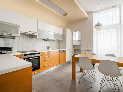 Pronájem bytu 3+1, Brno, Jakubské náměstí, 103 m2