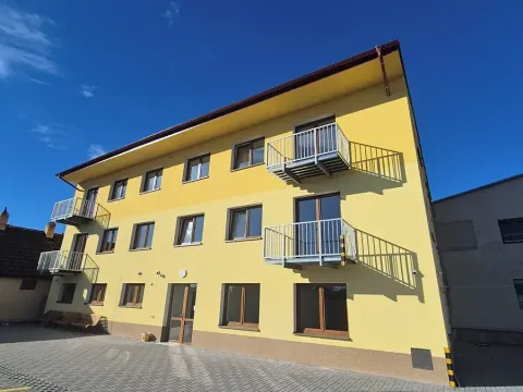 Pronájem bytu 1+kk, Stochov, Osvobození, 39 m2