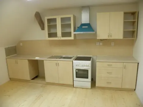 Pronájem bytu 3+1, Jihlava, Husova, 80 m2