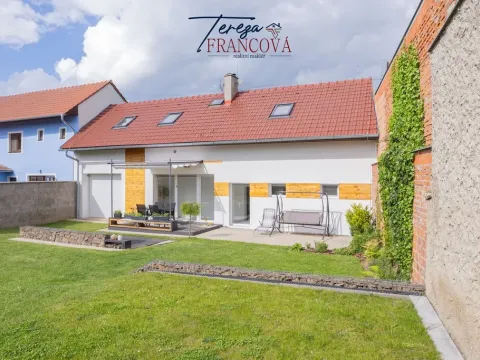 Prodej rodinného domu, Ptení - Holubice, 149 m2