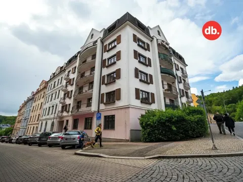 Prodej bytu 2+1, Karlovy Vary, Raisova, 62 m2