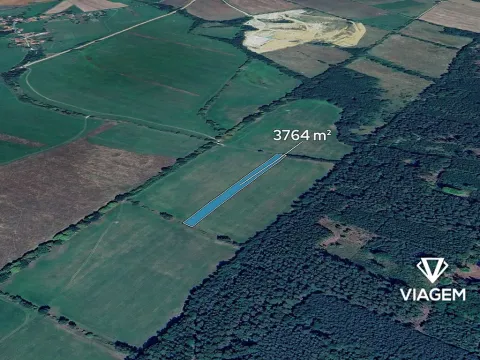 Prodej podílu pole, Velký Chlumec, 1254 m2